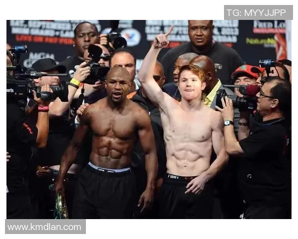 阿瓦雷兹挑战梅威瑟拳坛巅峰对决引发全球关注与热议